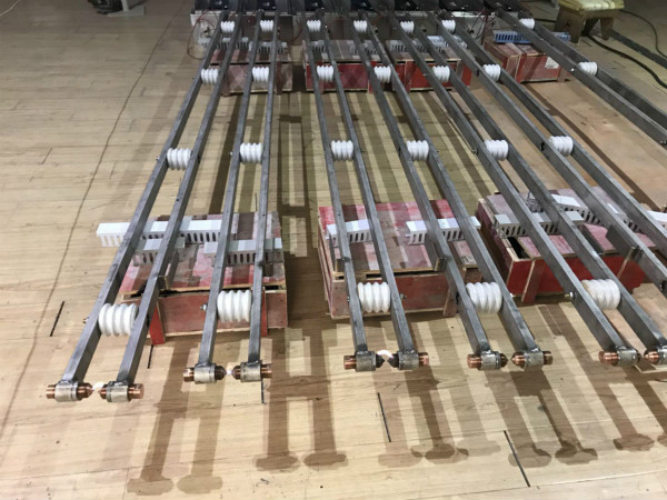 ����ɢ�c��ϵ�y